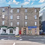 Lovely Haymarket Apartment - Central Edinburgh